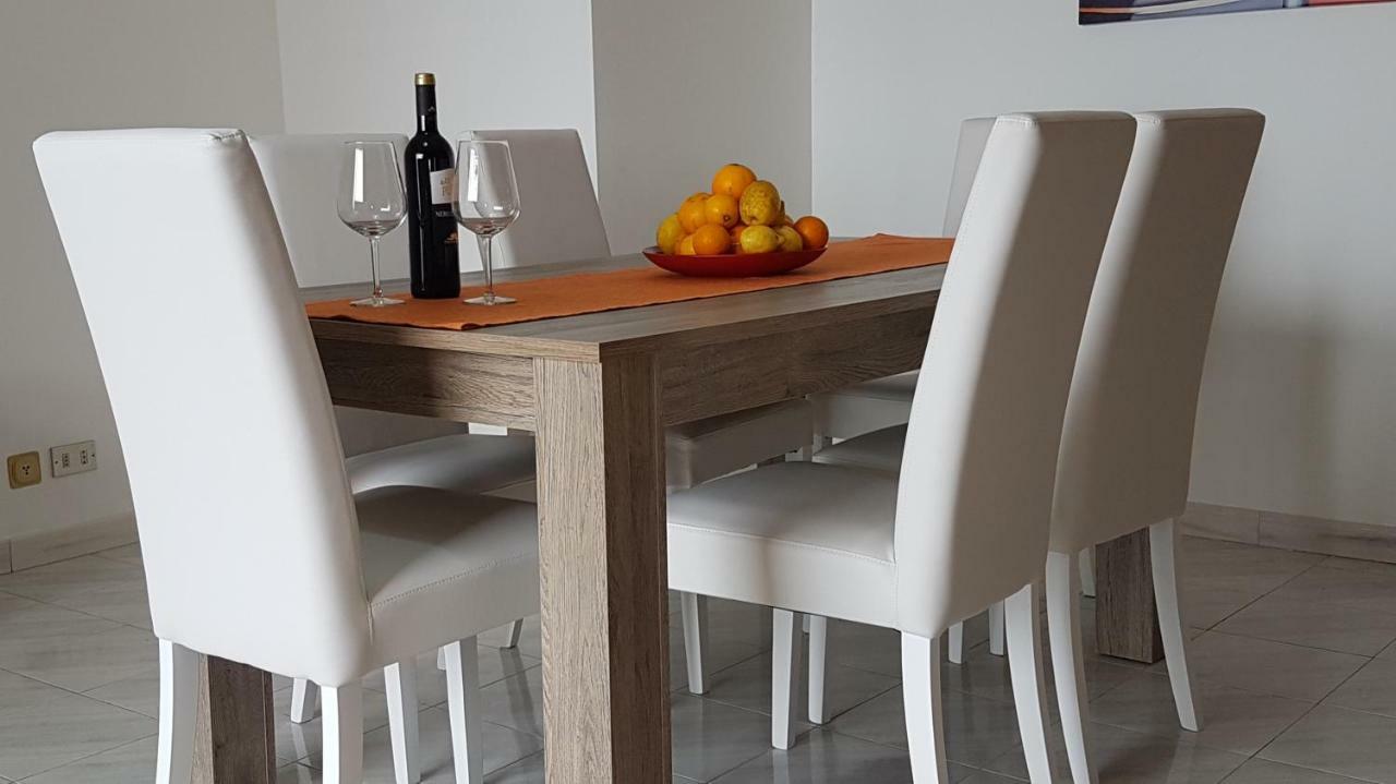 Apartmán Loft Baia Di Giardini Exteriér fotografie